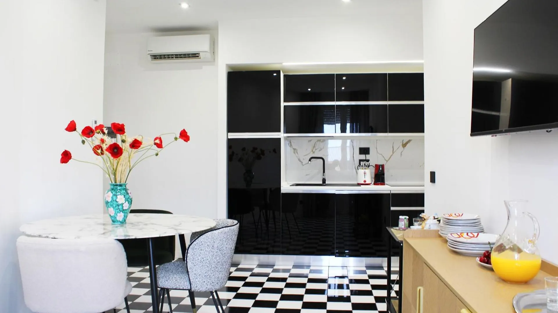 Residence Don Mico Rome Guest house